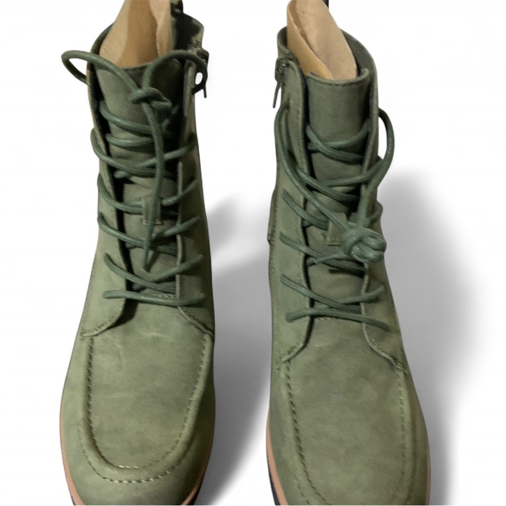 Naturalizer Green Lace Up Ankle Boots